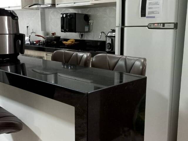 #4 - Apartamento para Venda em Rio Verde - GO